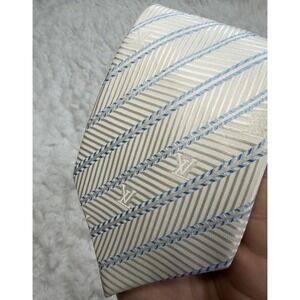 Louis Vuitton Men's Designer Silk Tie White Blue Monogram LV Logo Print Rare!!